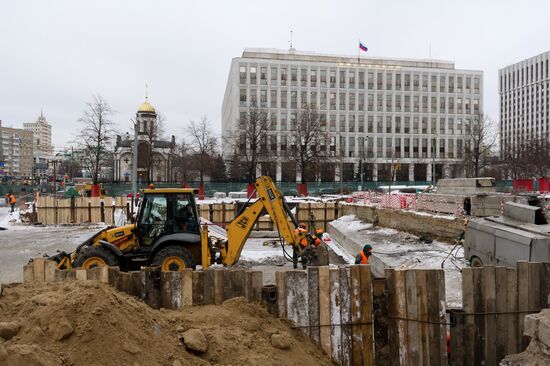 Major repairs at Oktyabrsky Transport Tunnel