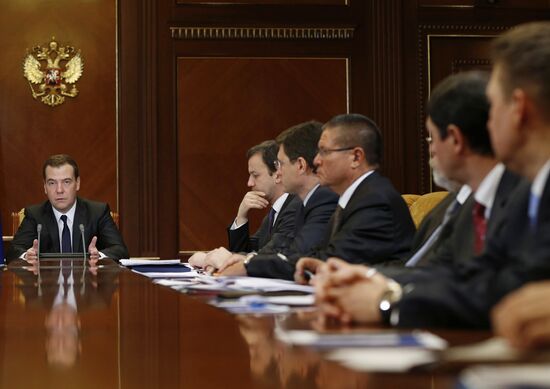 Dmitry Medvedev holds meeting