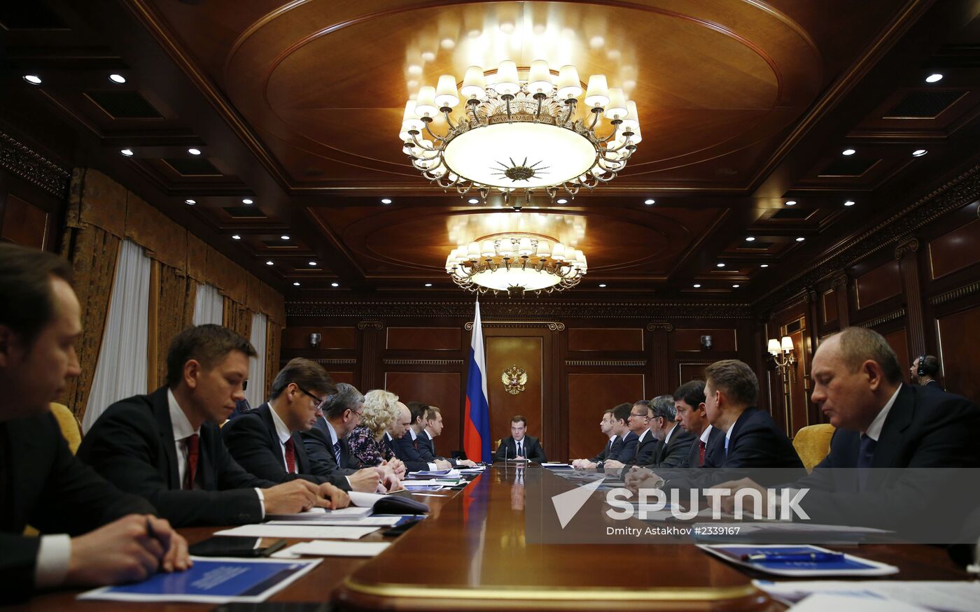 Dmitry Medvedev holds meeting