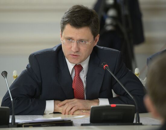 Dmitry Medvedev holds meeting of North Caucasus Commission