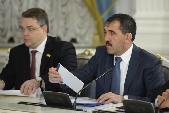 Dmitry Medvedev holds meeting of North Caucasus Commission