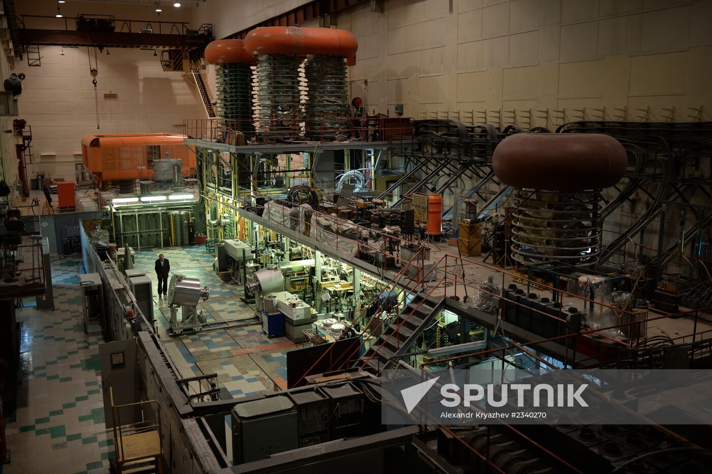 Plasma studies facilities at Institute for Nuclear Physics, Novosibirsk