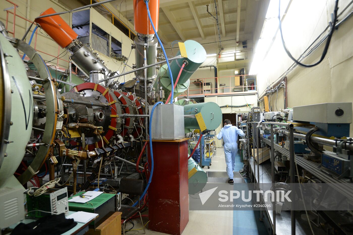 Plasma studies facilities at Institute for Nuclear Physics, Novosibirsk