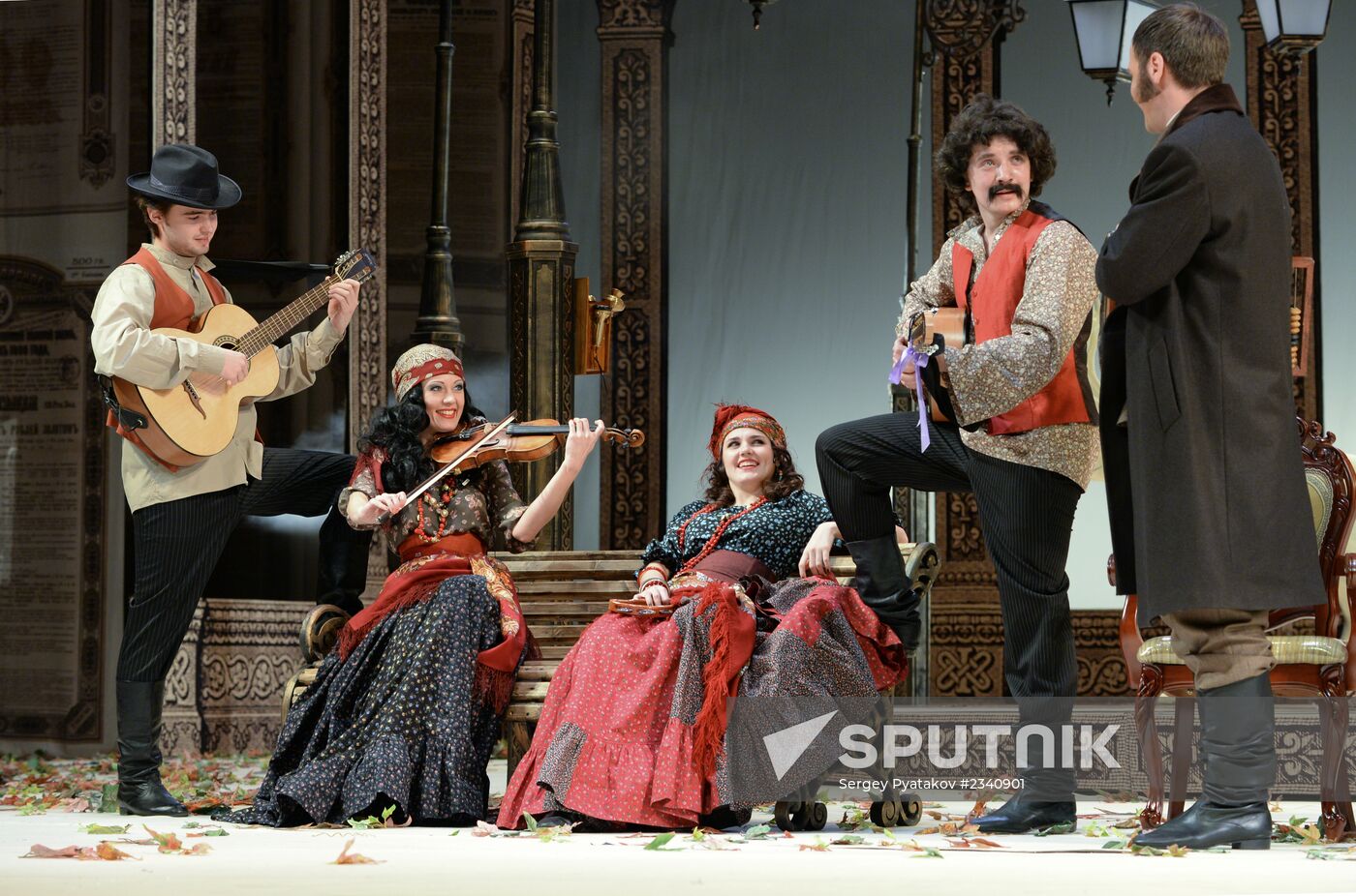 Dress rehearsal of "A Scythe Against a Stone" in Moscow Gubernia Theater