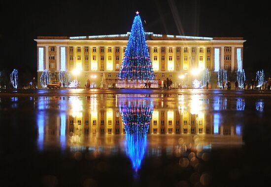 New Year's tree lighting ceremony on Sophia Square in Veliky Novgorod