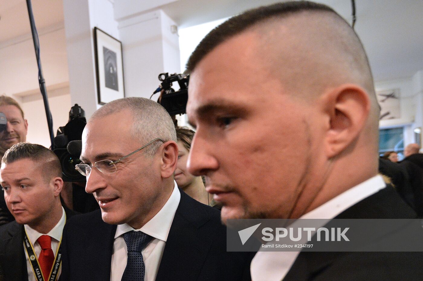 Mikhail Khodorkovsky holds news conference in Berlin