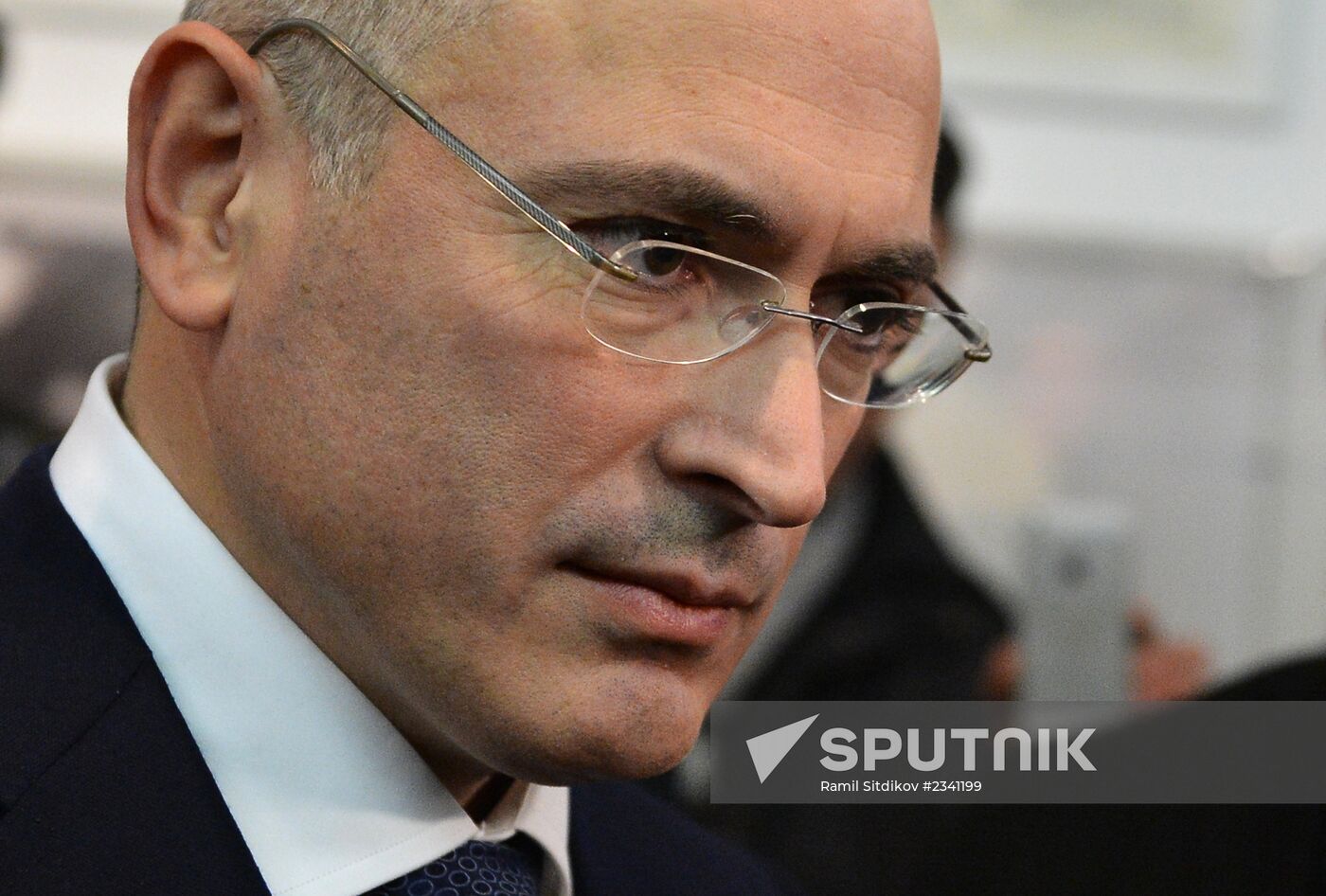 Mikhail Khodorkovsky holds news conference in Berlin