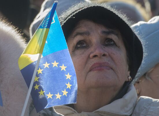 "Popular Assembly" on Independence Square in Kiev
