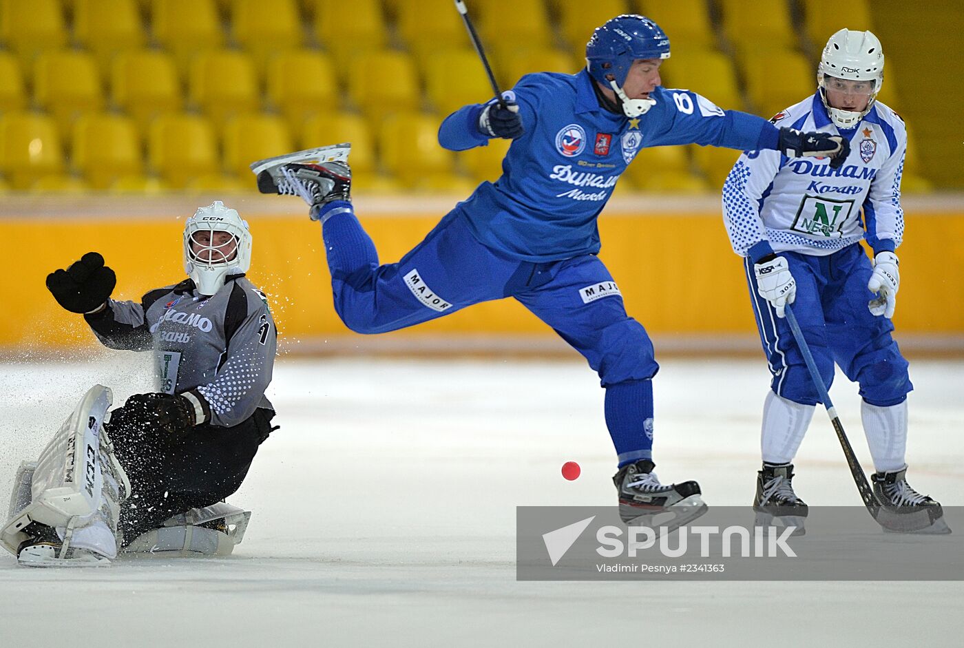 Russian Bandy Super Cup. Dynamo Moscow vs. Dynamo Kazan