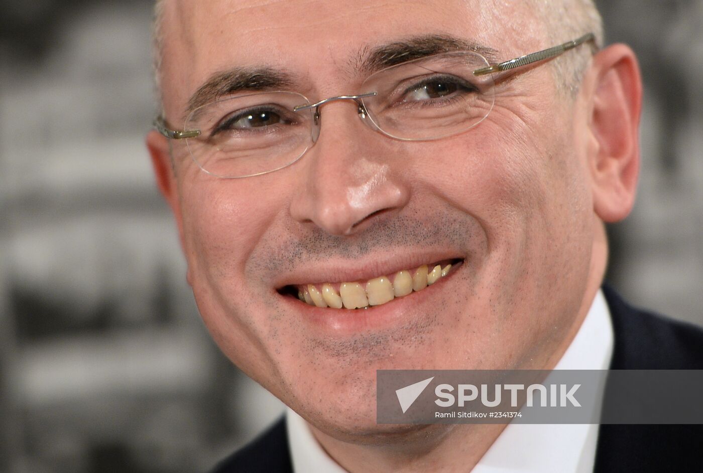 Mikhail Khodorkovsky holds news conference in Berlin