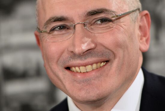 Mikhail Khodorkovsky holds news conference in Berlin