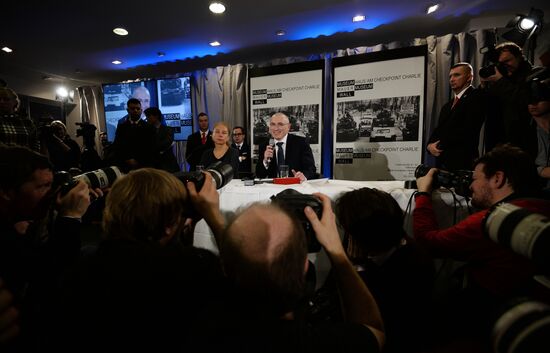 Mikhail Khodorkovsky holds news conference in Berlin