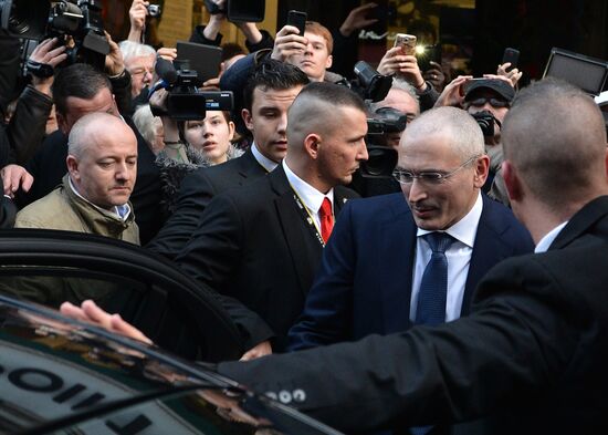 Mikhail Khodorkovsky holds news conference in Berlin