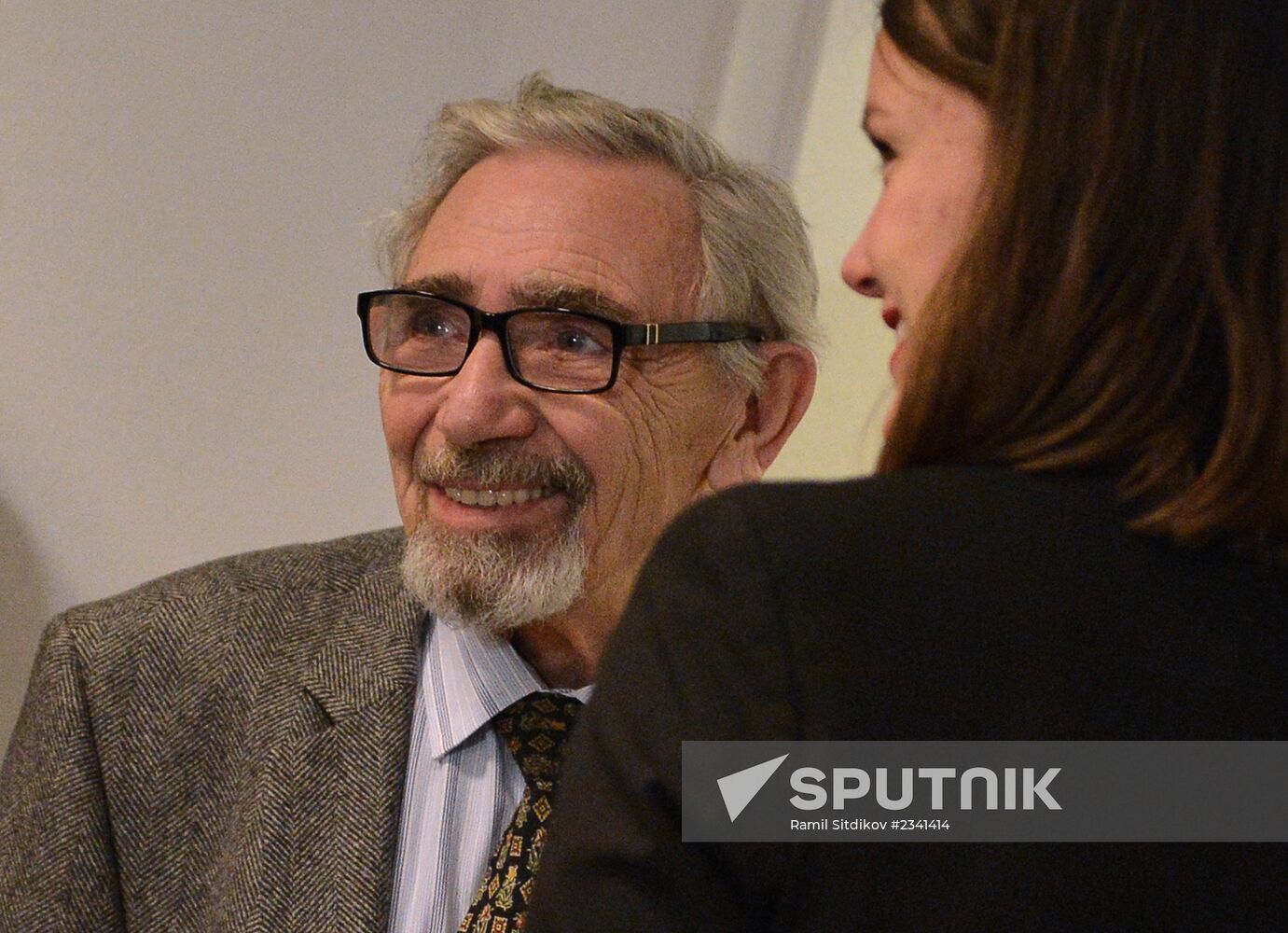 Mikhail Khodorkovsky holds news conference in Berlin