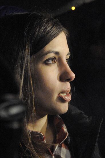 Pussy Riot's Nadezhda Tolokonnikova released from prison