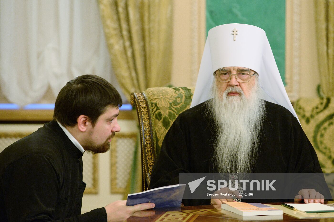 Meeting of Holy Synod of Russian Orthodox Church