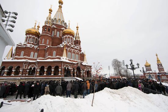 Memorial service for Mikhail Kalashnikov in Izhevsk