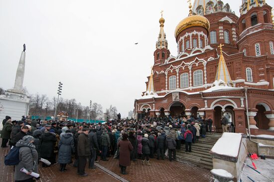 Memorial service for Mikhail Kalashnikov in Izhevsk