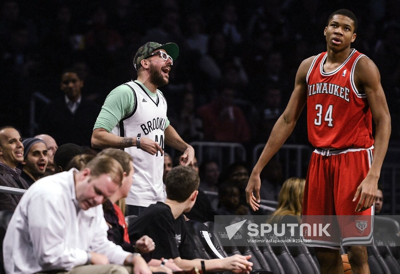 Basketball. NBA. Brooklyn Nets vs. Milwaukee Bucks