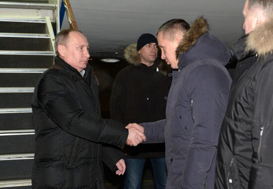 Vladimir Putin arrives in Khabarovsk