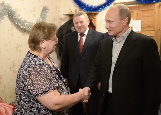 Vladimir Putin arrives in Khabarovsk