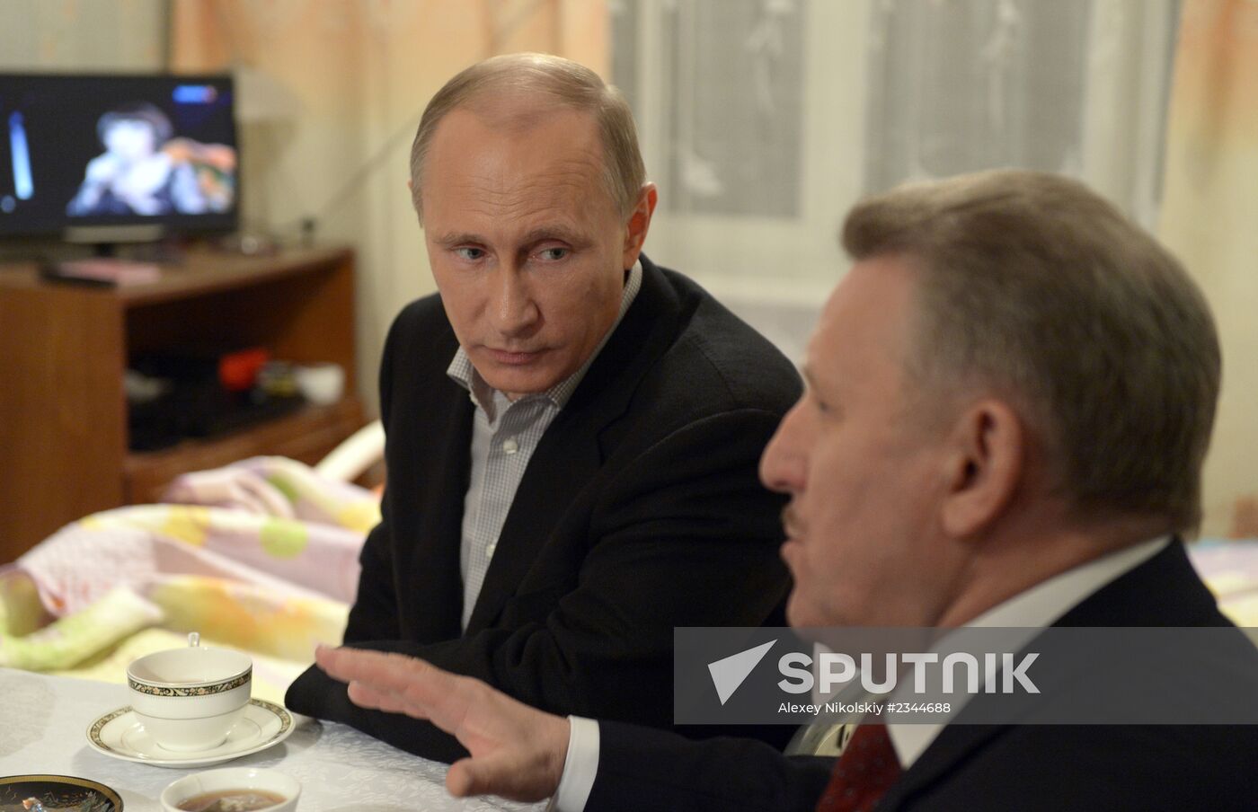 Vladimir Putin arrives in Khabarovsk