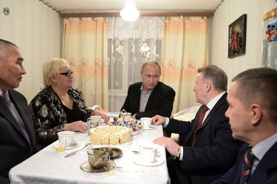 Vladimir Putin arrives in Khabarovsk