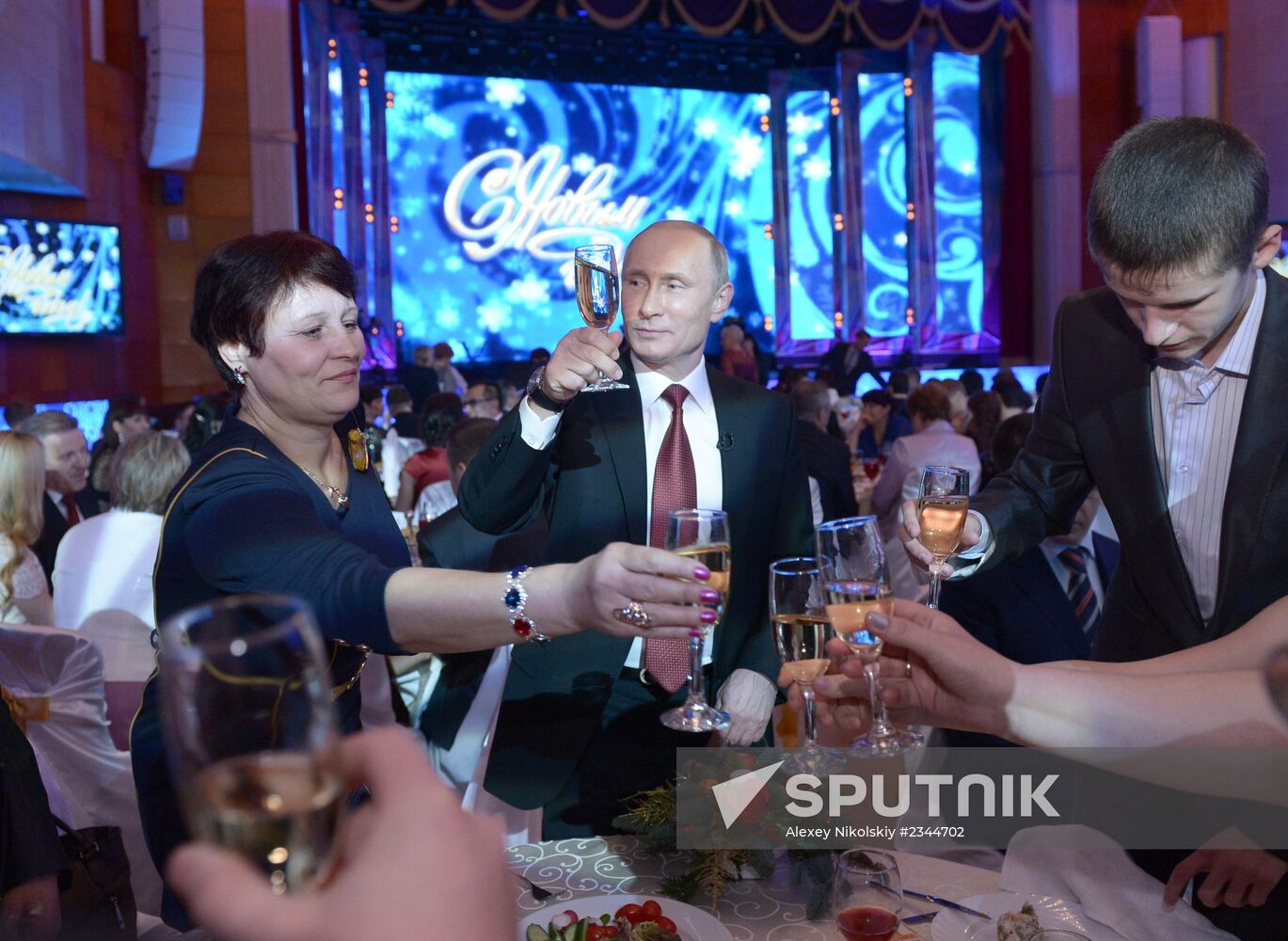 Vladimir Putin arrives in Khabarovsk