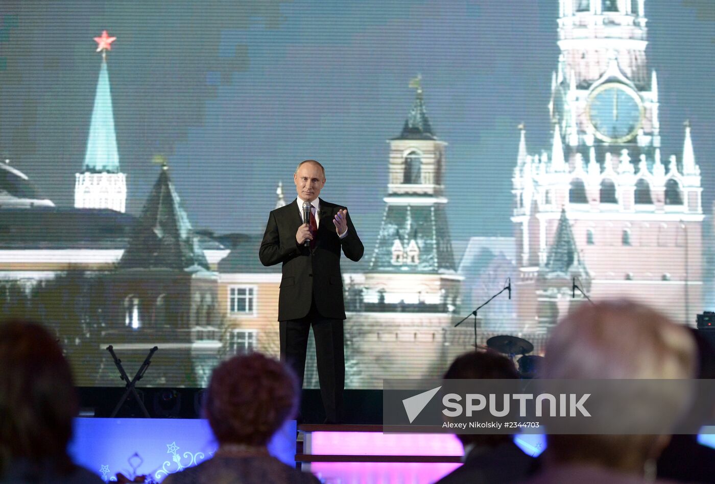 Vladimir Putin arrives in Khabarovsk