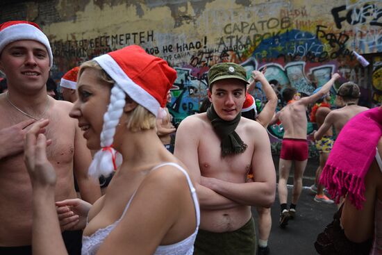 New Year's race in underpants in Moscow