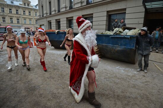 New Year's race in underpants in Moscow