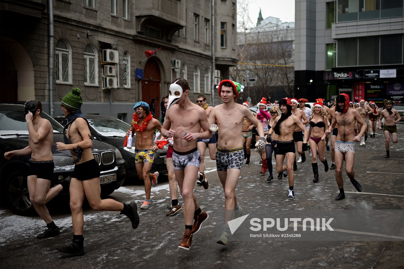 New Year's race in underpants in Moscow