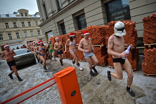 New Year's race in underpants in Moscow