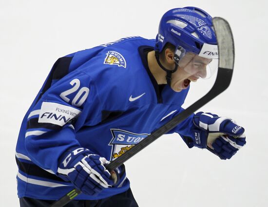 Hockey World Youth Championships. Finals. Sweden vs. Finland
