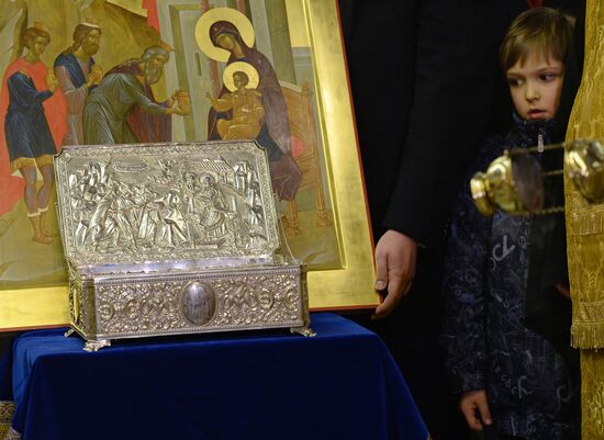 Gifts of the Magi relic brought to Moscow for first time