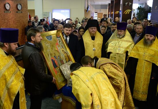 Gifts of the Magi relic brought to Moscow for first time