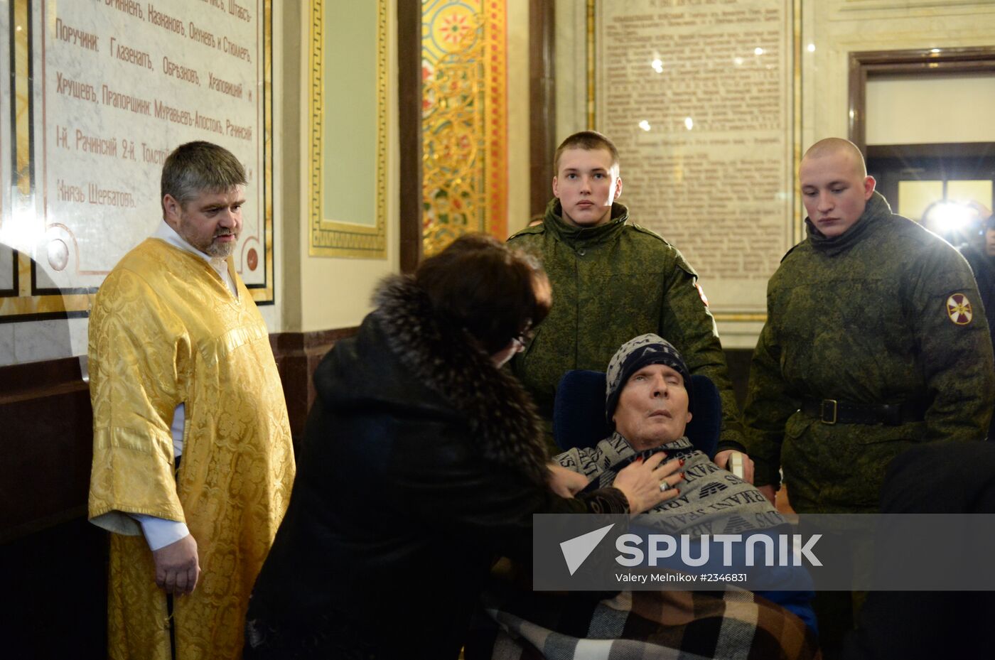 General Anatoly Romanov visits Christ the Savior Church