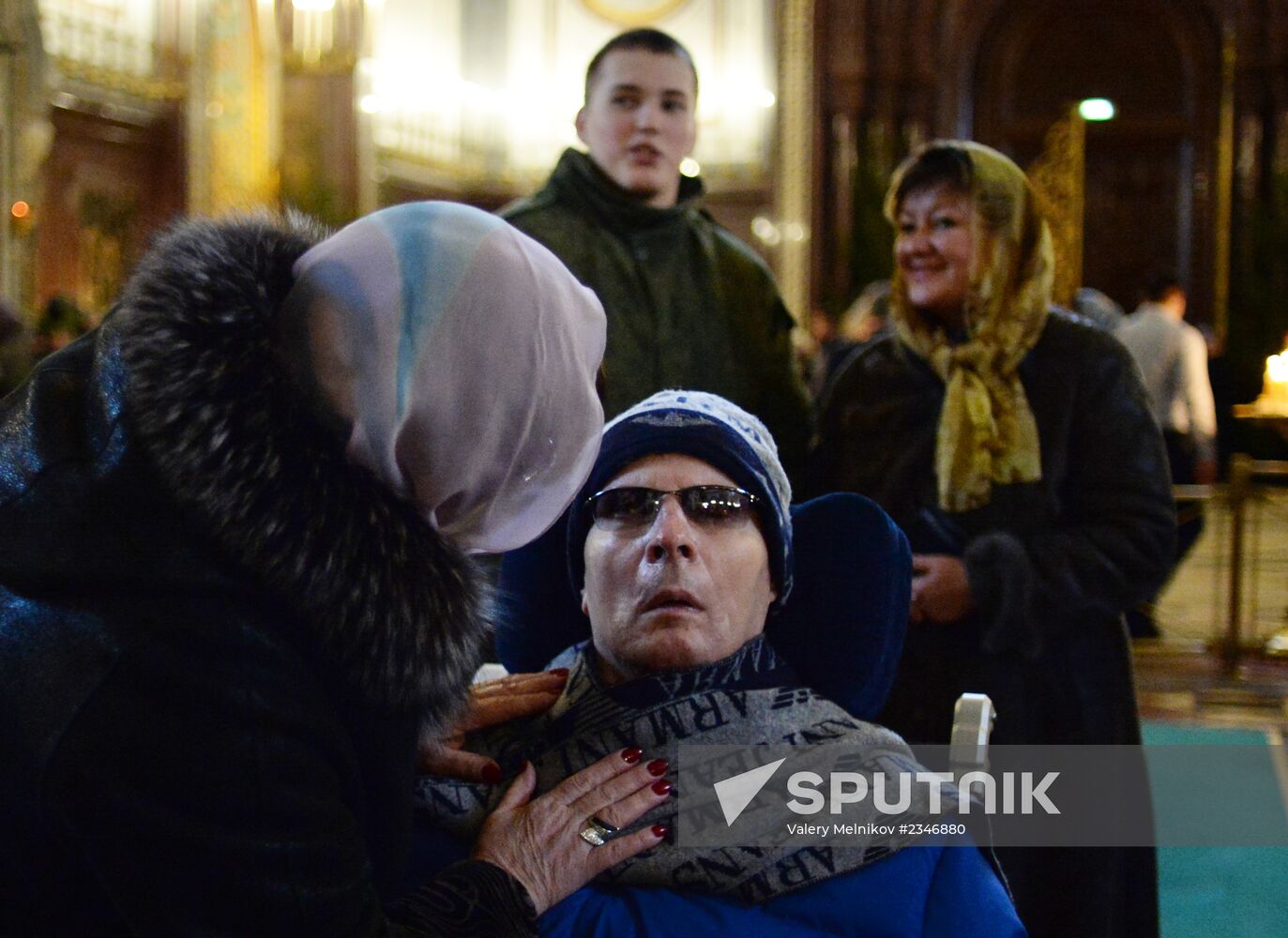 General Anatoly Romanov visits Christ the Savior Church