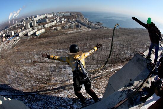 Day of Rope Jumping in Vladivostok