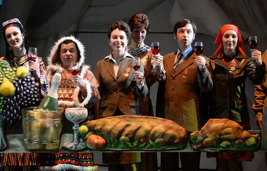 Epiphany festival opens in New Opera theater
