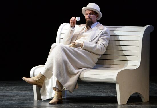 Epiphany Festival opens at New Opera theater