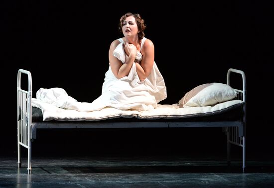 Epiphany Festival opens in New Opera theater