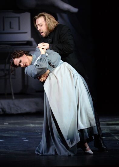 Epiphany Festival opens at New Opera theater