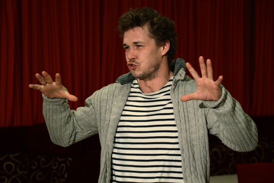 Actors on set of Yury Bykov's film The Fool