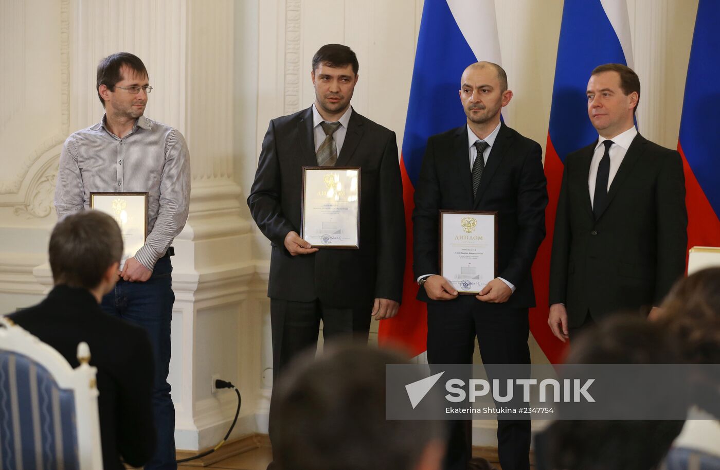 D.Medvedev presents diplomas to laureates of government prize in mass media