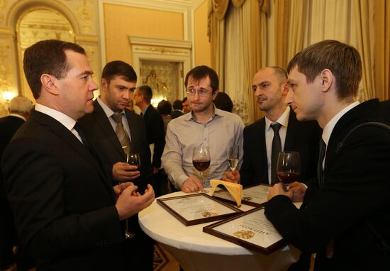 D.Medvedev presents diplomas to laureates of government prize in mass media