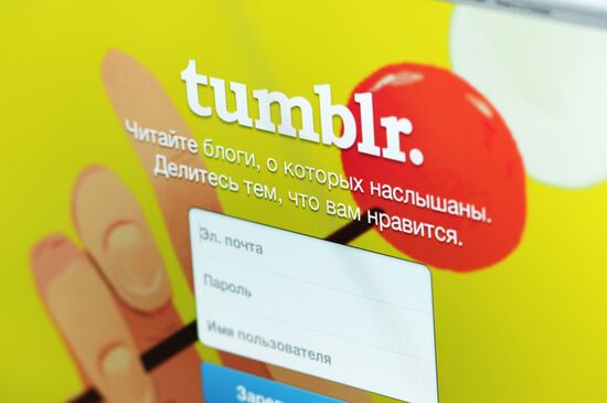 Social media logos