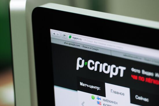 Social media logos