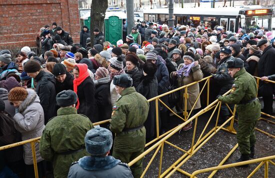 The Three Kings' gifts brought to St.Petersburg