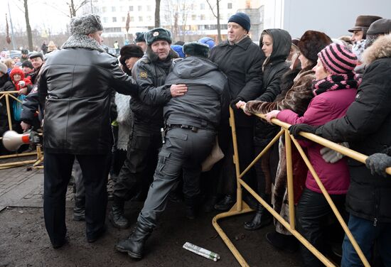 The Three Kings' gifts brought to St.Petersburg